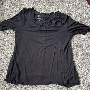 Maurices Black Short Sleeve T-Shirt with Cut Out Tie Front